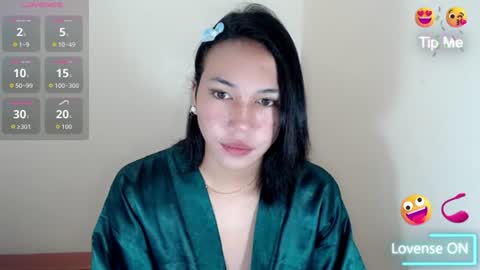 Snapshot of devine_glorymocha chatting on June 26, 2026, 6:07 am devine_glorymocha online show from June 26, 2026, 6:07 am