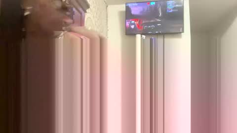 Reni Rose  online show from February 1, 2026, 7:29 am