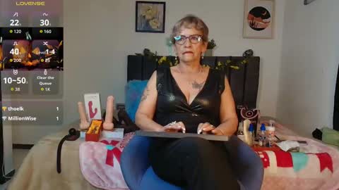 Snapshot of devora_mature65 chatting on November 8, 2025, 9:35 pm Devora online show from November 8, 2025, 9:35 pm