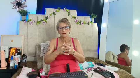 Snapshot of devora_mature65 chatting on November 15, 2025, 2:20 am Devora online show from November 15, 2025, 2:20 am
