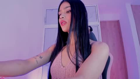 Sara 3 online show from June 4, 2026, 9:10 pm