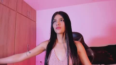 Sara 3 online show from July 28, 2026, 8:52 pm