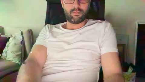 Snapshot of devswiss chatting on March 9, 2025, 4:44 pm DevSwiss online show from March 9, 2025, 4:44 pm