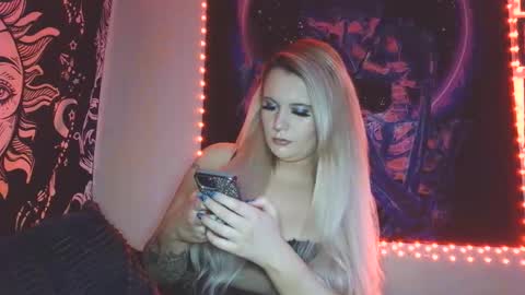 devyn winter online show from January 14, 2026, 7:41 pm