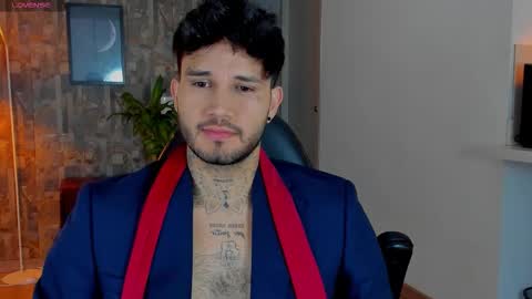 JULIAN online show from February 1, 2026, 9:02 pm