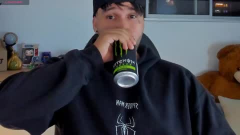 JULIAN online show from May 15, 2026, 3:02 am