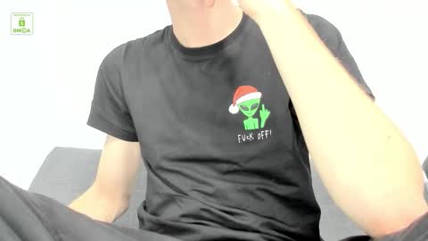 deymond_russo online show from February 15, 2026, 5:31 pm