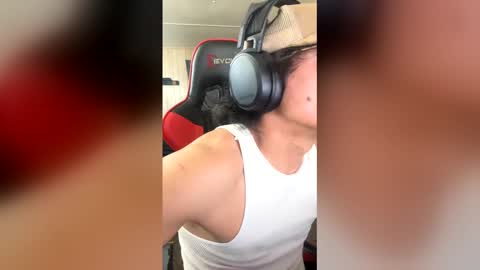 deztrixxx online show from March 10, 2026, 6:35 pm