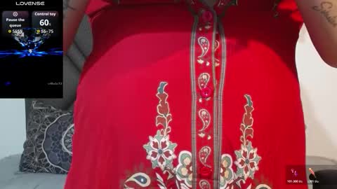 Snapshot of dharanisnisha chatting on October 22, 2025, 3:23 pm dharanisnisha online show from October 22, 2025, 3:23 pm