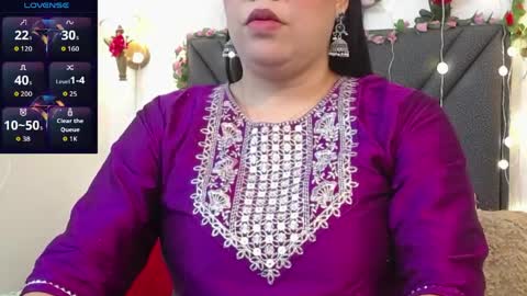 dharanisnisha online show from April 7, 2026, 11:54 am