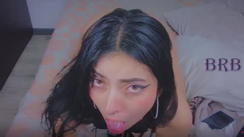 Snapshot of dharmonious_ chatting on February 10, 2025, 8:10 pm harmonious online show from February 10, 2025, 8:10 pm