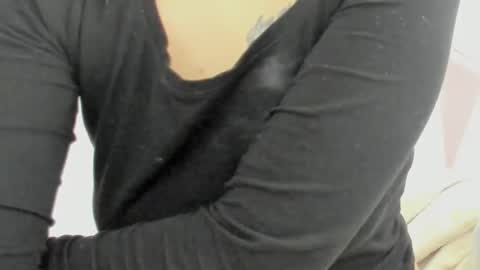 Snapshot of diamond_ava_ chatting on January 7, 2025, 7:31 am Thea online show from January 7, 2025, 7:31 am