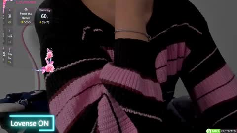 Snapshot of diamond_ava_ chatting on February 27, 2025, 7:12 am Thea online show from February 27, 2025, 7:12 am