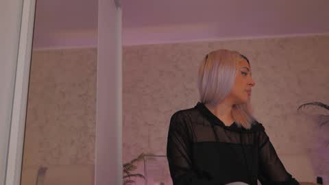 Snapshot of diamond_ava_ chatting on March 1, 2026, 5:59 pm Thea online show from March 1, 2026, 5:59 pm