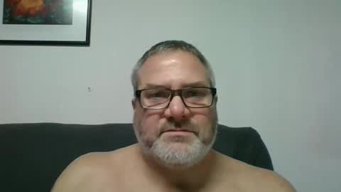 Snapshot of diamond_couple_82 chatting on January 28, 2025, 5:11 am diamond_couple_82 online show from January 28, 2025, 5:11 am