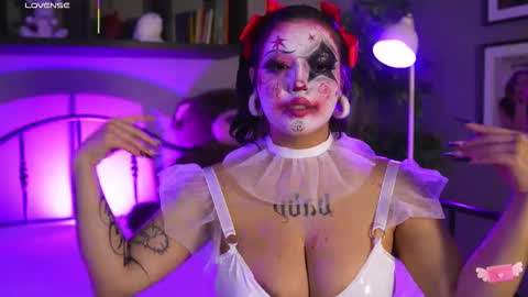 Snapshot of diamond_dustt chatting on October 26, 2025, 9:53 pm Diamond            online show from October 26, 2025, 9:53 pm