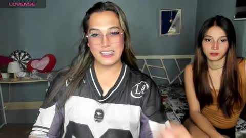 Snapshot of diamond_foxy chatting on March 2, 2025, 12:43 pm Wency online show from March 2, 2025, 12:43 pm
