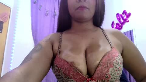 Snapshot of diamondd_gold chatting on June 17, 2026, 12:18 pm diamondd_gold online show from June 17, 2026, 12:18 pm