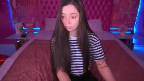 Snapshot of diamondeyeess chatting on February 24, 2026, 6:22 am Sasha online show from February 24, 2026, 6:22 am