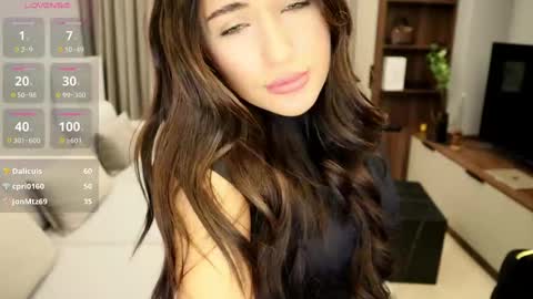 Snapshot of diamondpixie chatting on February 18, 2025, 11:41 pm Iris online show from February 18, 2025, 11:41 pm
