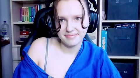 Snapshot of diana_back3 chatting on October 6, 2025, 6:33 am diana_back3 online show from October 6, 2025, 6:33 am