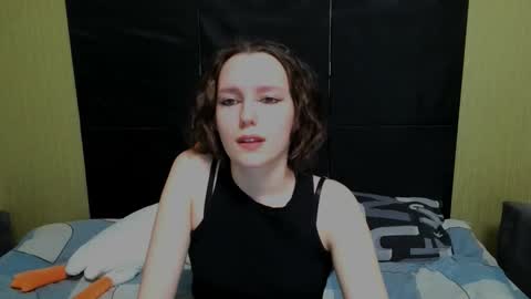 diana_back3 online show from February 10, 2026, 12:09 pm