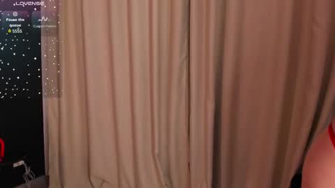 Snapshot of diana_garrett chatting on February 1, 2026, 1:59 am Diana online show from February 1, 2026, 1:59 am