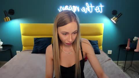 Snapshot of diana_garrett chatting on March 16, 2026, 9:02 am Diana online show from March 16, 2026, 9:02 am