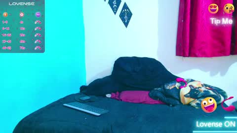 Diana Lozano online show from May 16, 2026, 5:48 am