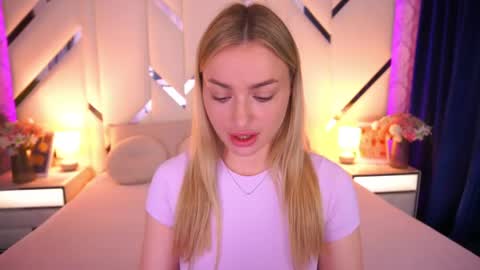 Snapshot of diana_nova chatting on June 7, 2026, 6:28 am diana_nova online show from June 7, 2026, 6:28 am
