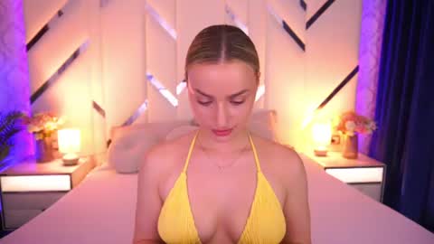 Snapshot of diana_nova chatting on June 14, 2026, 6:48 am diana_nova online show from June 14, 2026, 6:48 am
