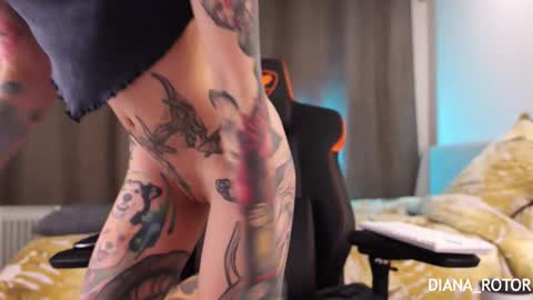 Snapshot of diana_rotor chatting on September 16, 2025, 1:45 pm Diana online show from September 16, 2025, 1:45 pm