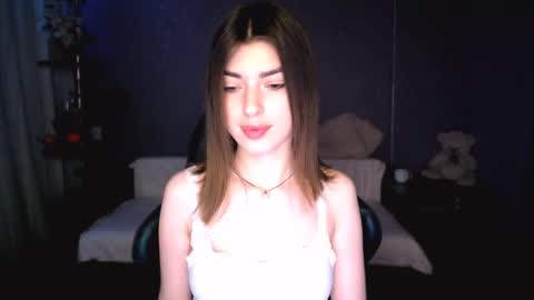 DIANA  online show from May 4, 2026, 6:04 pm
