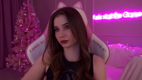 Diana online show from December 18, 2024, 12:43 am