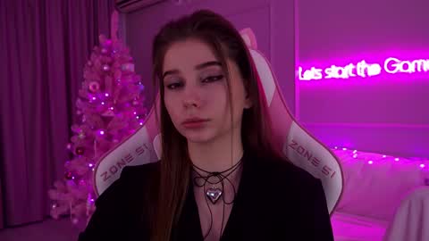 Diana online show from December 22, 2024, 6:48 pm