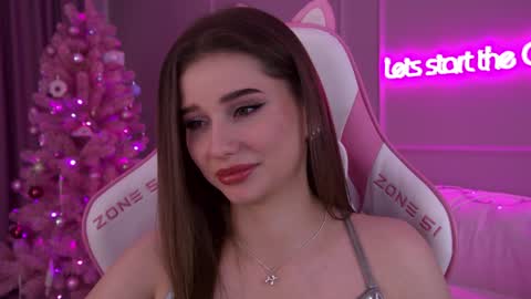Diana online show from December 25, 2024, 9:33 pm