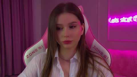 Snapshot of dianabecker chatting on November 23, 2025, 6:41 pm Diana online show from November 23, 2025, 6:41 pm