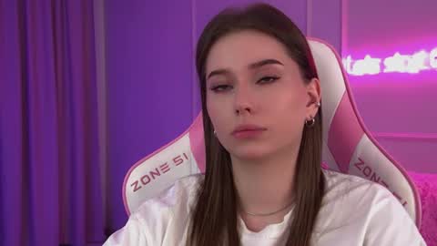 Diana online show from August 6, 2026, 6:43 pm