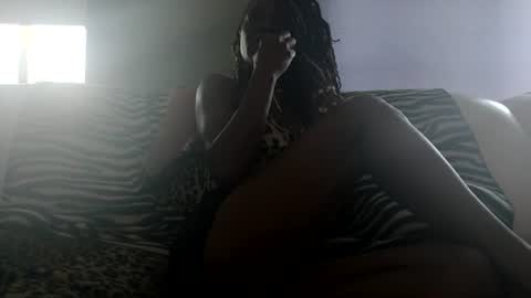 dianamelcymoreno online show from August 2, 2026, 7:23 pm