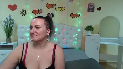 Diana online show from March 12, 2025, 1:08 pm