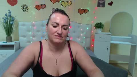 Diana online show from March 12, 2025, 4:13 pm