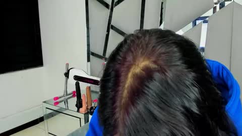 dianarous online show from February 11, 2025, 9:31 am