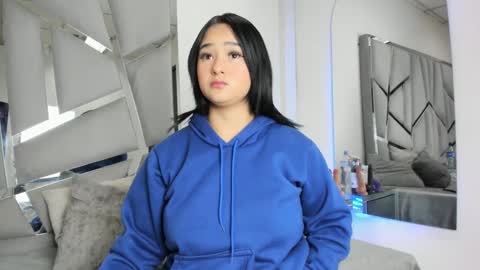 dianarous online show from October 10, 2025, 4:55 am