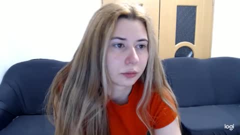 Snapshot of dianasmiey7 chatting on January 10, 2025, 9:10 pm dianasmiey7 online show from January 10, 2025, 9:10 pm