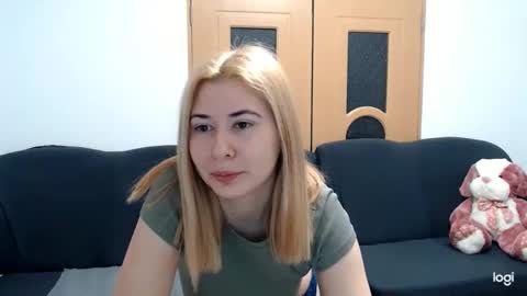 Snapshot of dianasmiey7 chatting on February 3, 2025, 8:46 am dianasmiey7 online show from February 3, 2025, 8:46 am
