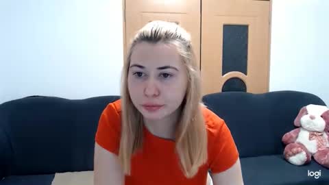 Snapshot of dianasmiey7 chatting on March 3, 2025, 9:22 am dianasmiey7 online show from March 3, 2025, 9:22 am