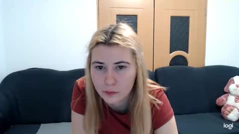 Snapshot of dianasmiey7 chatting on March 6, 2025, 5:43 pm dianasmiey7 online show from March 6, 2025, 5:43 pm