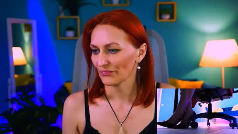 dianatorrens online show from February 13, 2026, 6:53 am