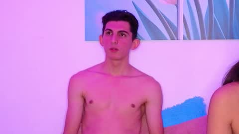 Ana  Leo online show from January 6, 2026, 4:43 pm