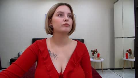 Snapshot of dianemills chatting on January 29, 2025, 10:11 pm Diane Mills online show from January 29, 2025, 10:11 pm
